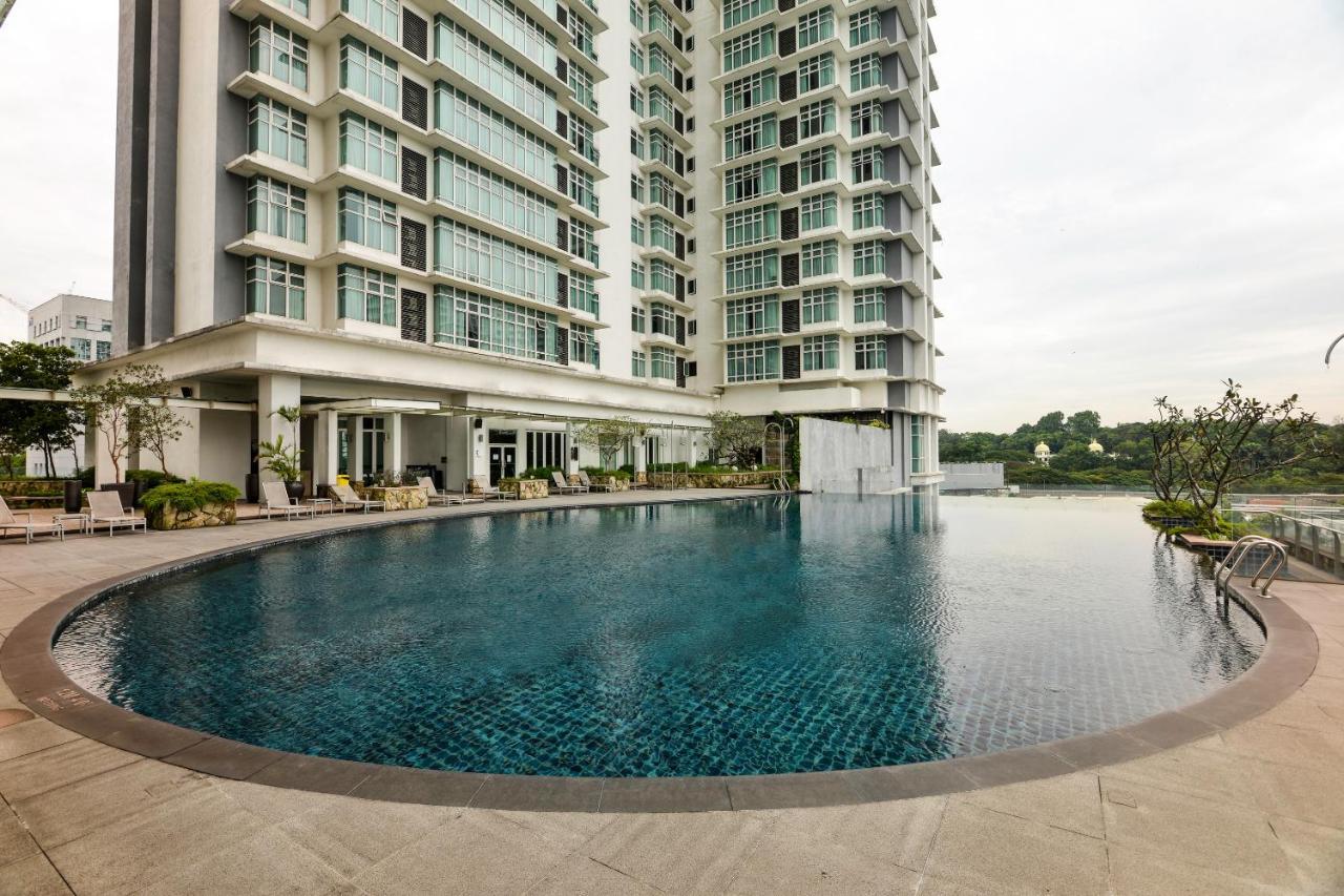 Oyo 527 Home Dua Sentral 2Br Near Brickfields Kuala Lumpur Esterno foto